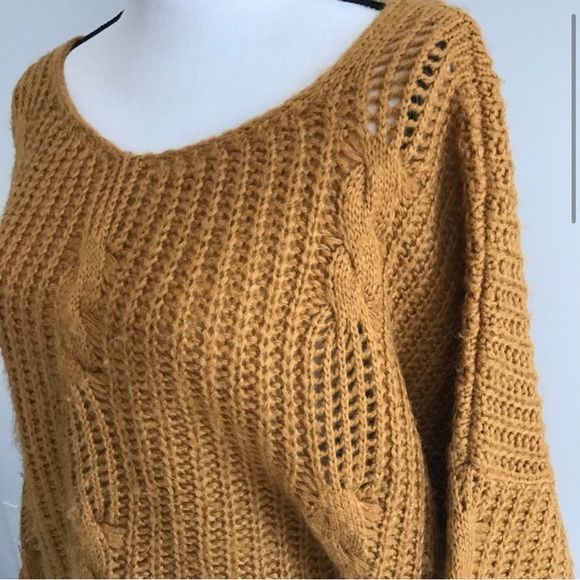 UNIF x Urban Outfitters Mustard Cableknit Sweater - Picture 3 of 15